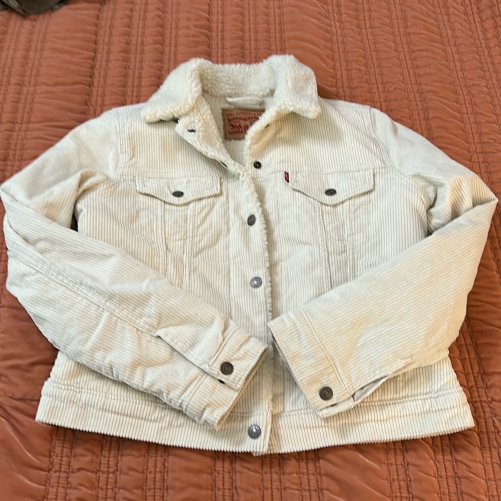 Levi’s corduroy jacket.